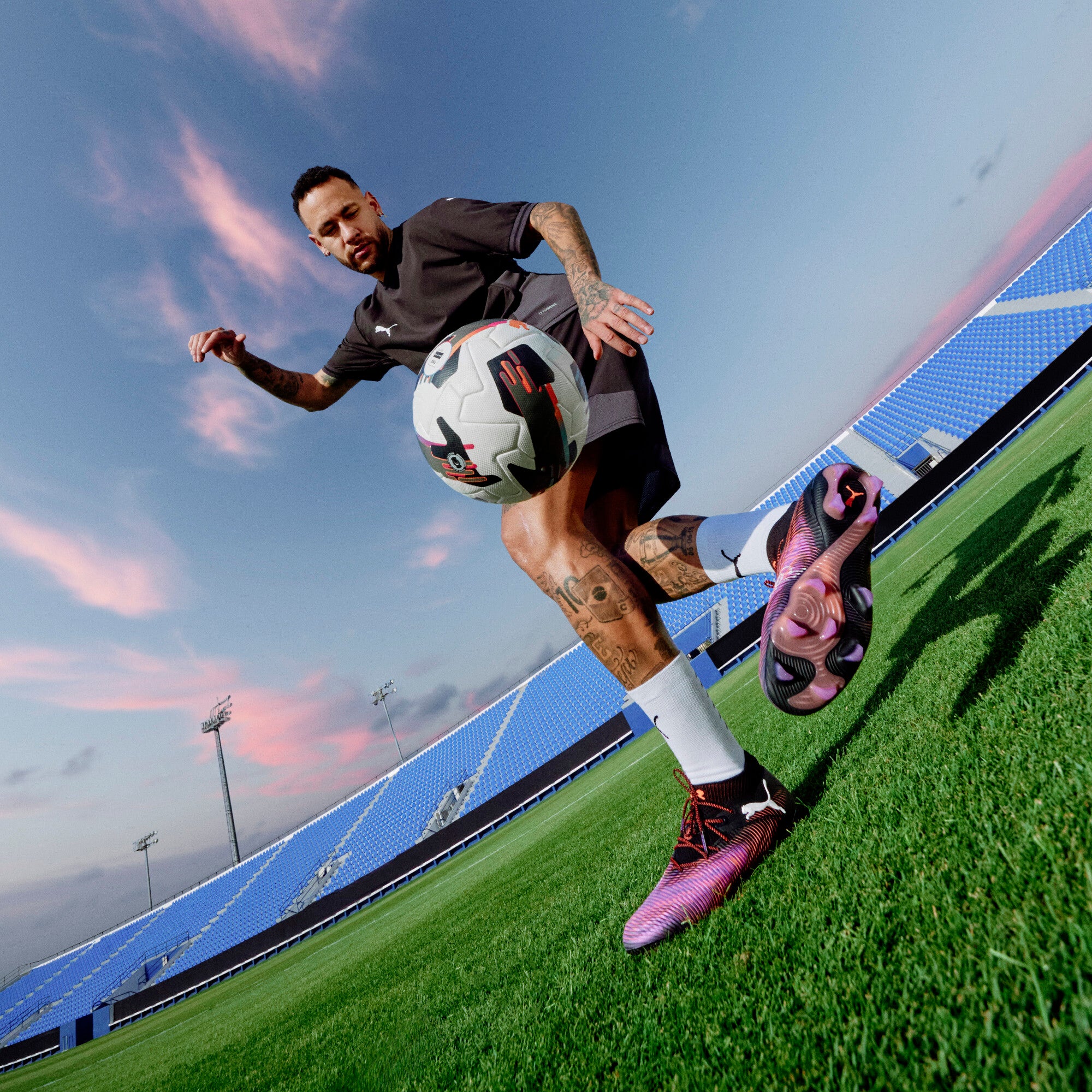 PUMA FUTURE 8 ULTIMATE Men's Firm Ground Soccer Cleats