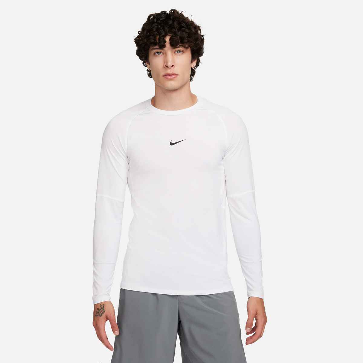 Nike Pro Men's Dri-FIT Slim Long-Sleeve Fitness Top