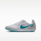 Nike Jr. Tiempo Streetgato Older Kids' Indoor Court Low-Top Soccer Shoes