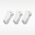 Nike Everyday Max Cushioned Training No-Show Socks (3 Pairs)