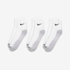 Nike Everyday Max Cushioned Training Ankle Socks (3 Pairs)