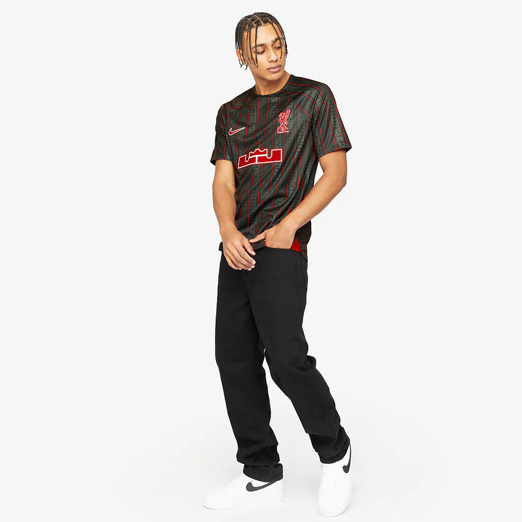 Nike Liverpool FC 2022/23 Stadium LeBron Men’s Replica Jersey