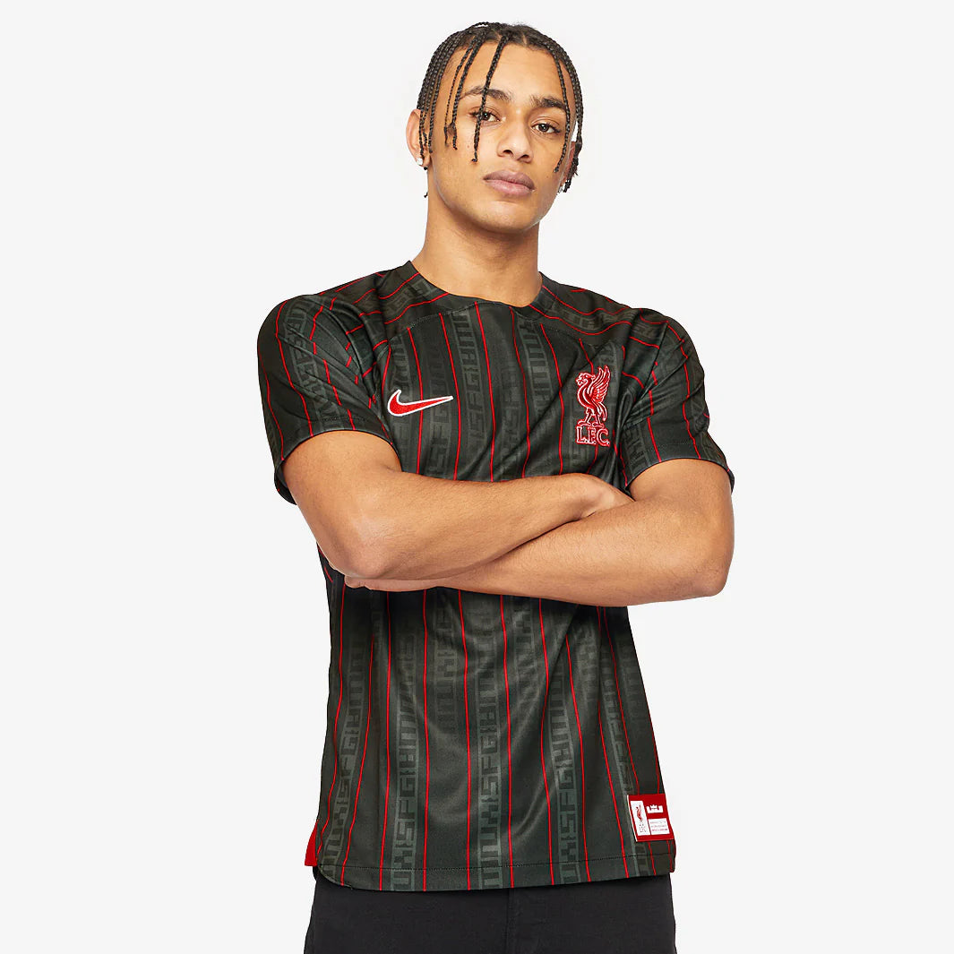 Nike Liverpool FC 2022/23 Stadium LeBron Men’s Replica Jersey
