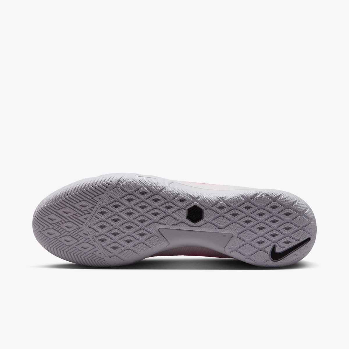 Nike Mercurial Vapor 17 Academy Indoor/Court Low-Top Soccer Shoes