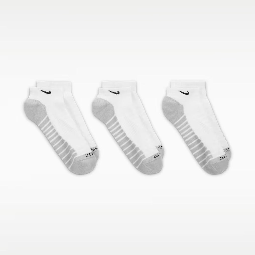 Nike Everyday Max Cushioned Training No-Show Socks (3 Pairs)