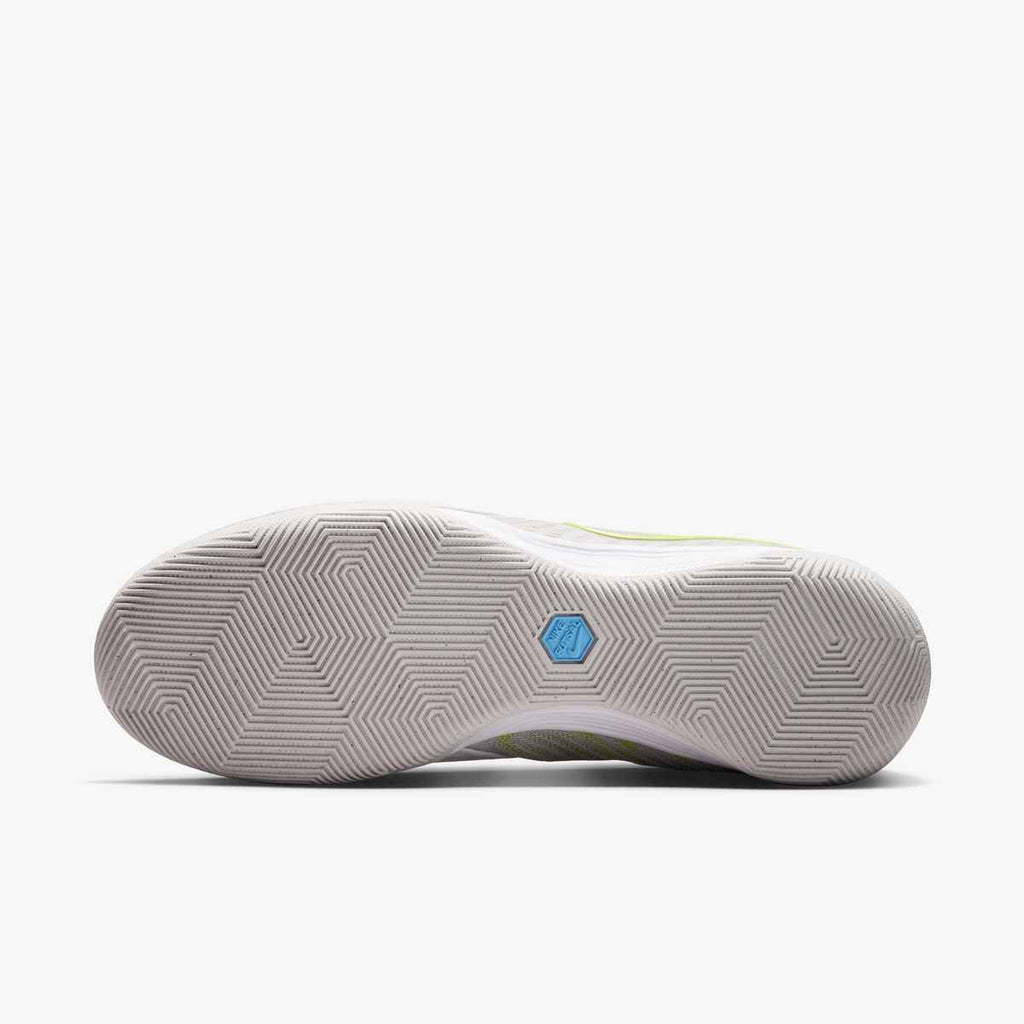 Nike Tiempo Reactgato Indoor/Court Low-Top Soccer Shoes