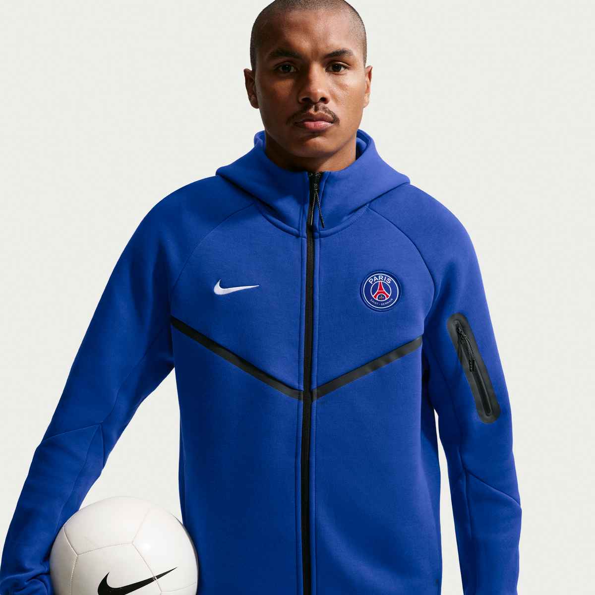 Paris Saint-Germain Tech Fleece Windrunner Men's Nike Soccer Full-Zip Hoodie