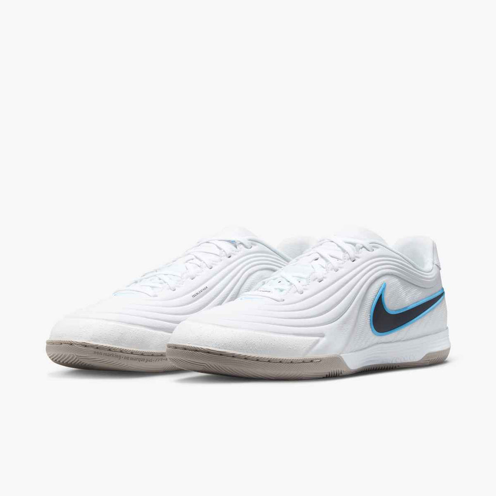 Nike Tiempo Reactgato Indoor/Court Low-Top Soccer Shoes