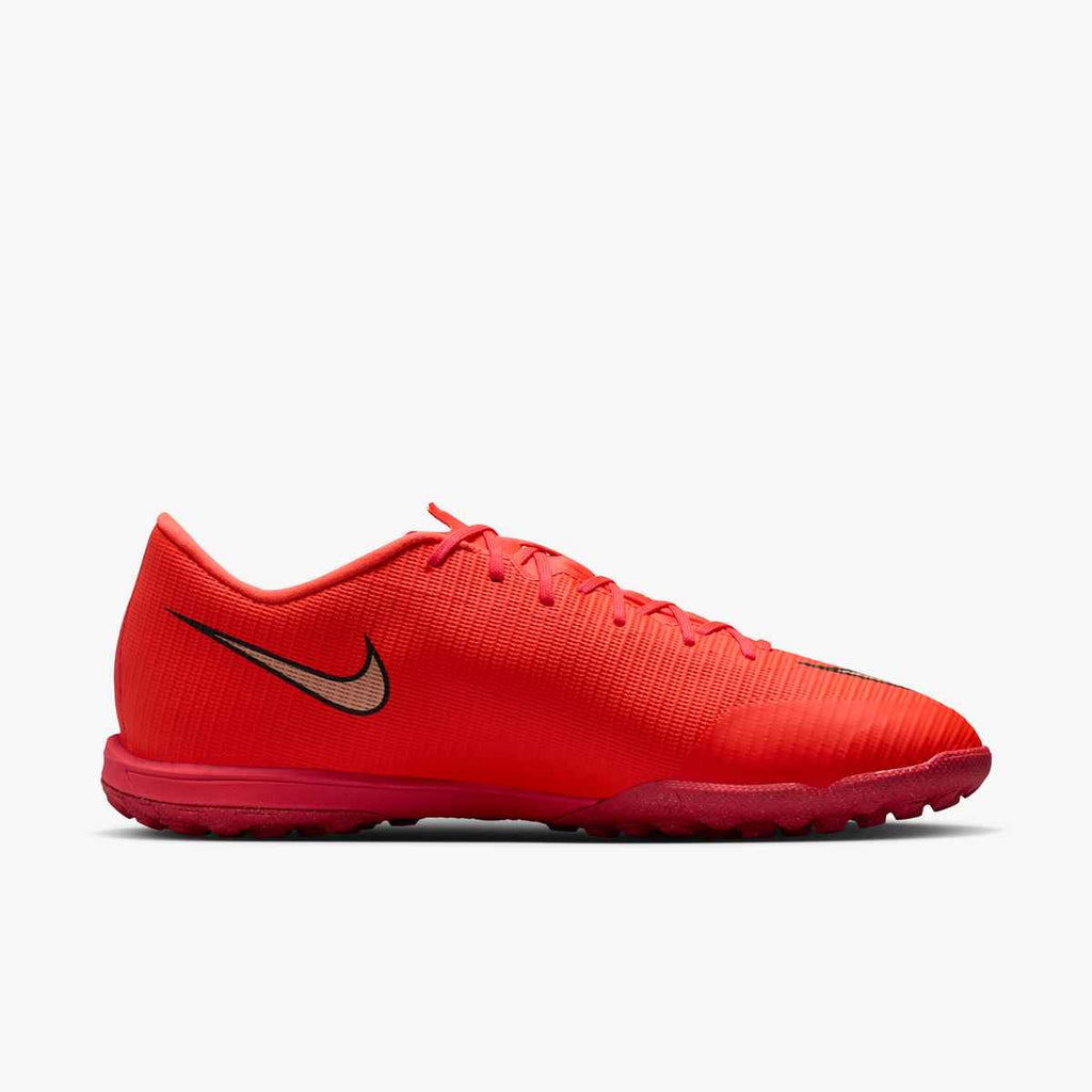 Nike Mercurial Vapor 17 Academy Turf Low-Top Football Shoes