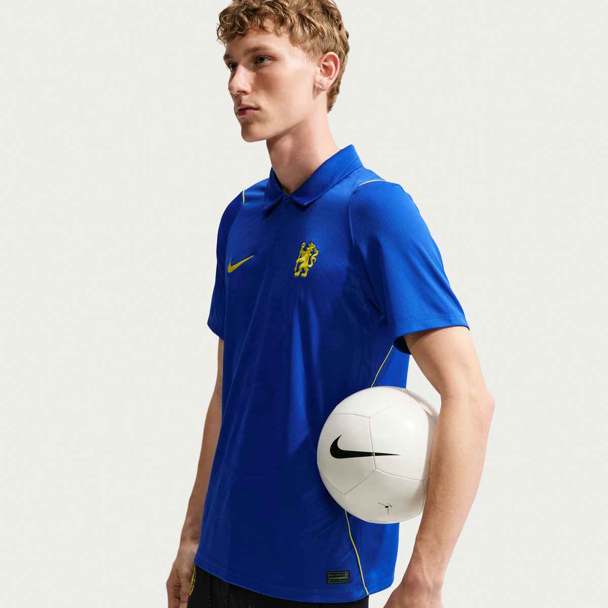 Chelsea FC 2026/27 Stadium Home Men's Nike Dri-FIT Soccer Repica Jersey