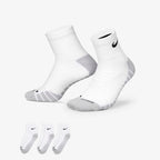 Nike Everyday Max Cushioned Training Ankle Socks (3 Pairs)