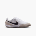 Nike Jr. Tiempo Streetgato Older Kids' Indoor Court Low-Top Soccer Shoes