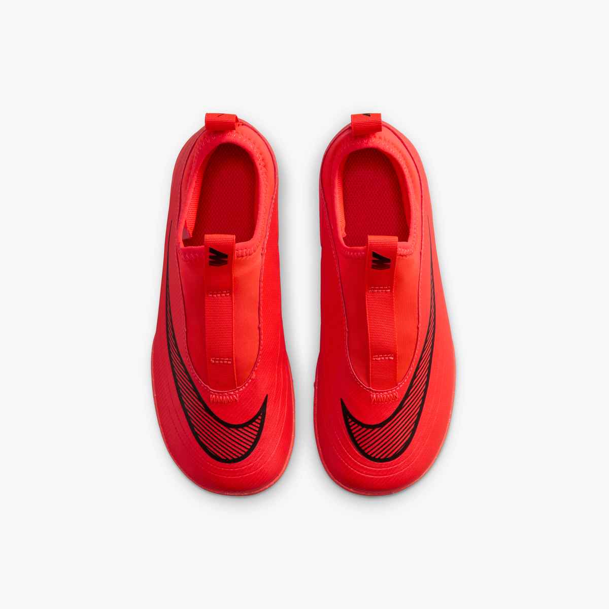 Nike Jr. Mercurial Vapor 17 Club Little Kids' Turf Low-Top Soccer Shoes
