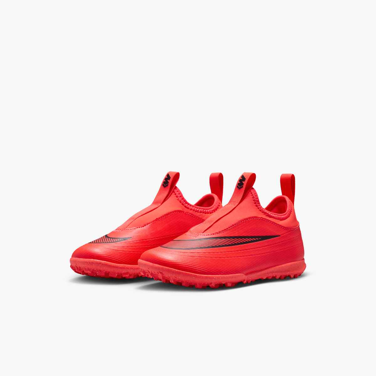 Nike Jr. Mercurial Vapor 17 Club Little Kids' Turf Low-Top Soccer Shoes
