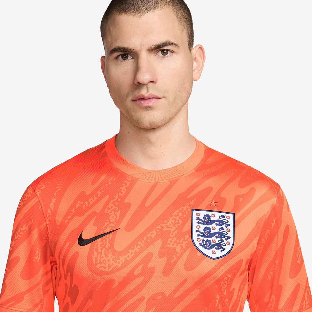 England 2024 Stadium Goalkeeper Men's Nike Dri-FIT Soccer Replica Jersey