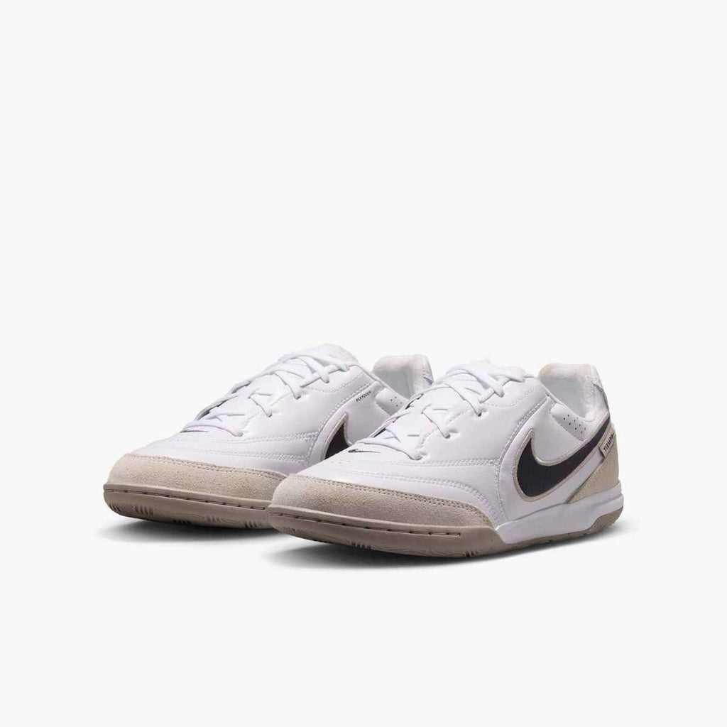 Nike Jr. Tiempo Streetgato Older Kids' Indoor Court Low-Top Soccer Shoes