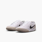 Nike Jr. Tiempo Streetgato Older Kids' Indoor Court Low-Top Soccer Shoes