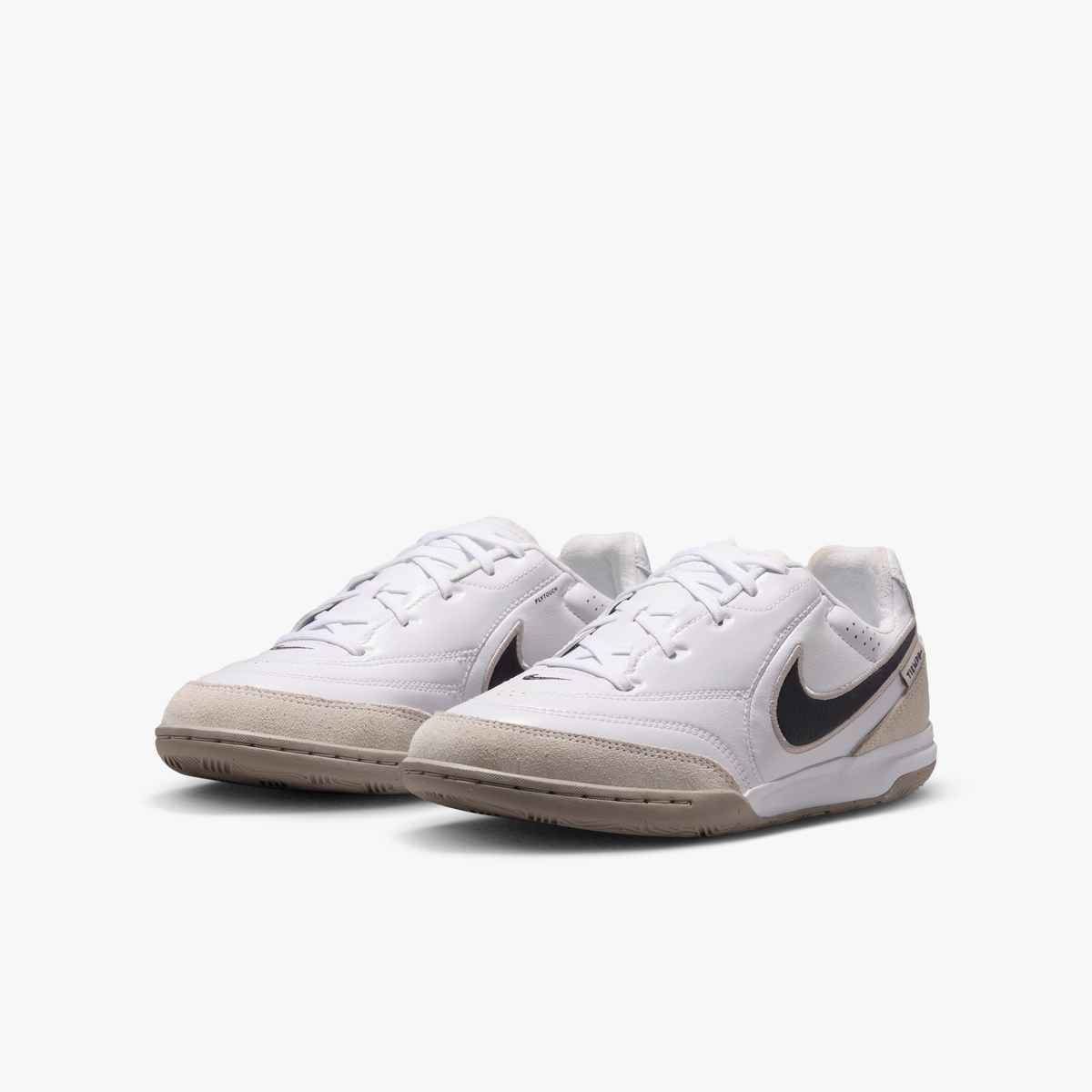 Nike Jr. Tiempo Streetgato Older Kids' Indoor Court Low-Top Soccer Shoes