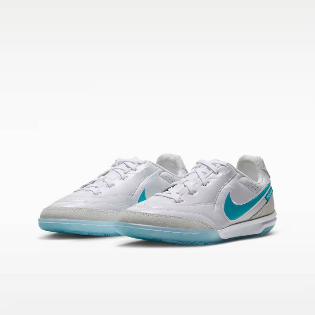 Nike Jr. Tiempo Streetgato Older Kids' Indoor Court Low-Top Soccer Shoes