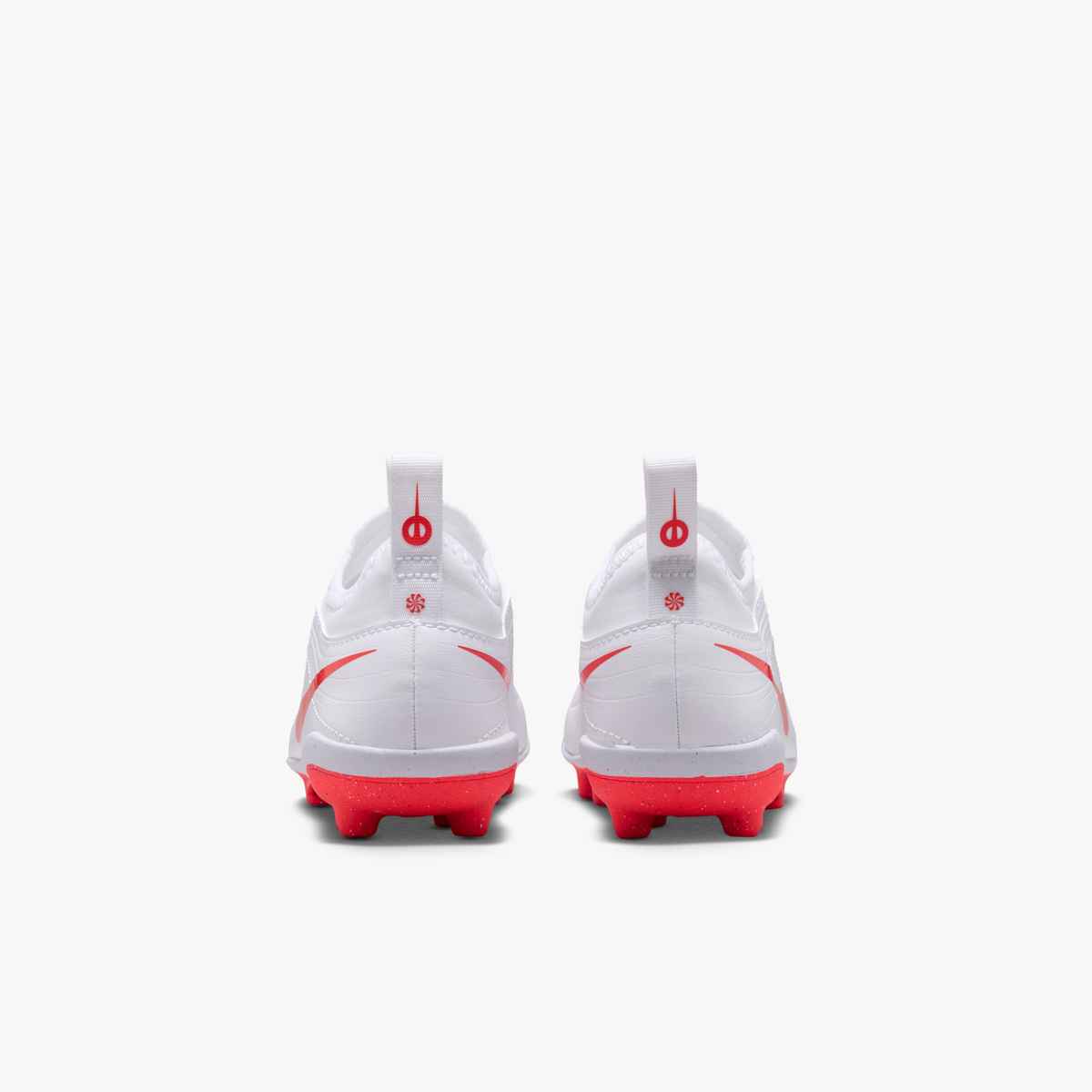Nike Jr. Tiempo Maestro Club Flex Little Kids' Multi-Ground Low-Top Soccer Cleats