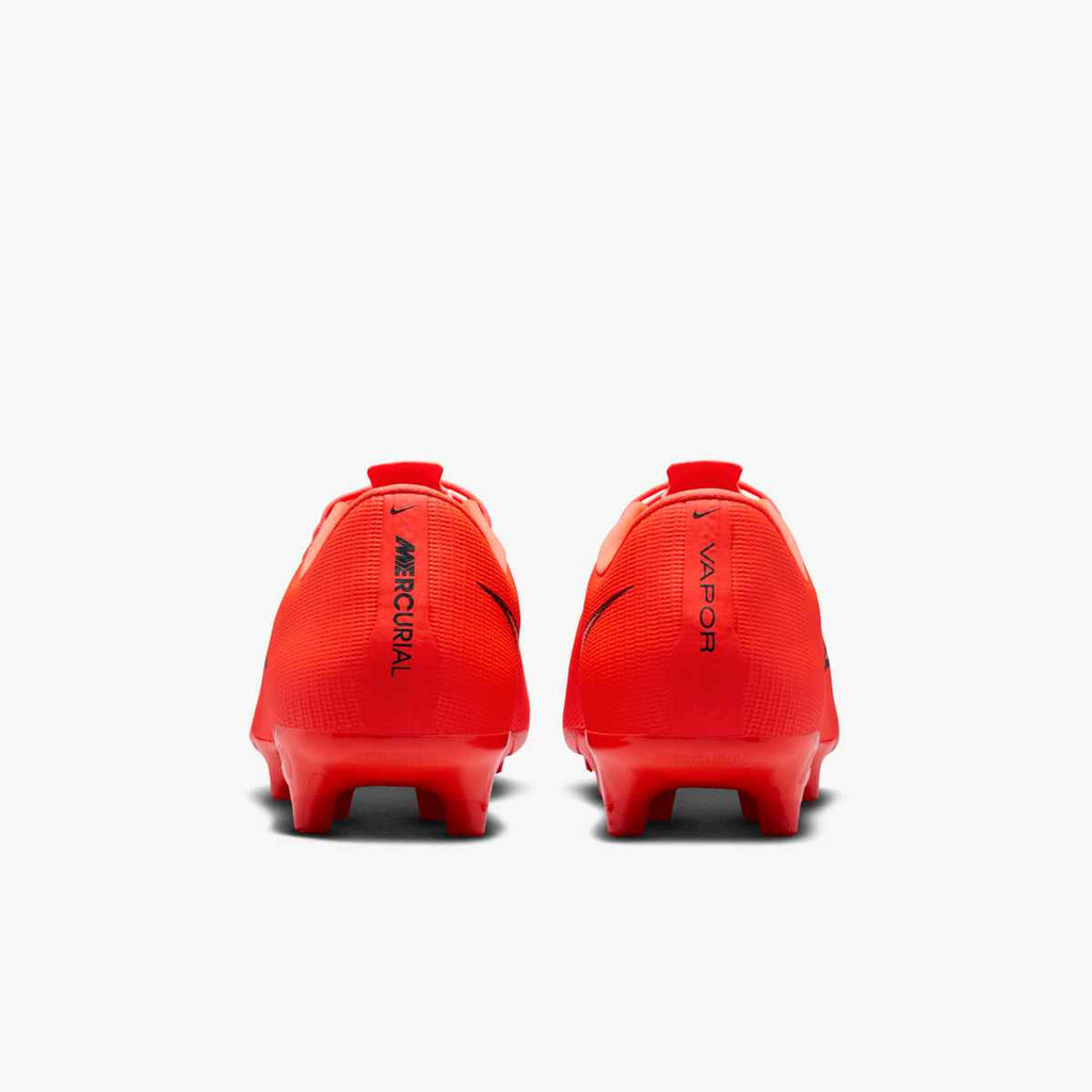 Nike Mercurial Vapor 17 Academy Multi-Ground Low-Top Soccer Cleats