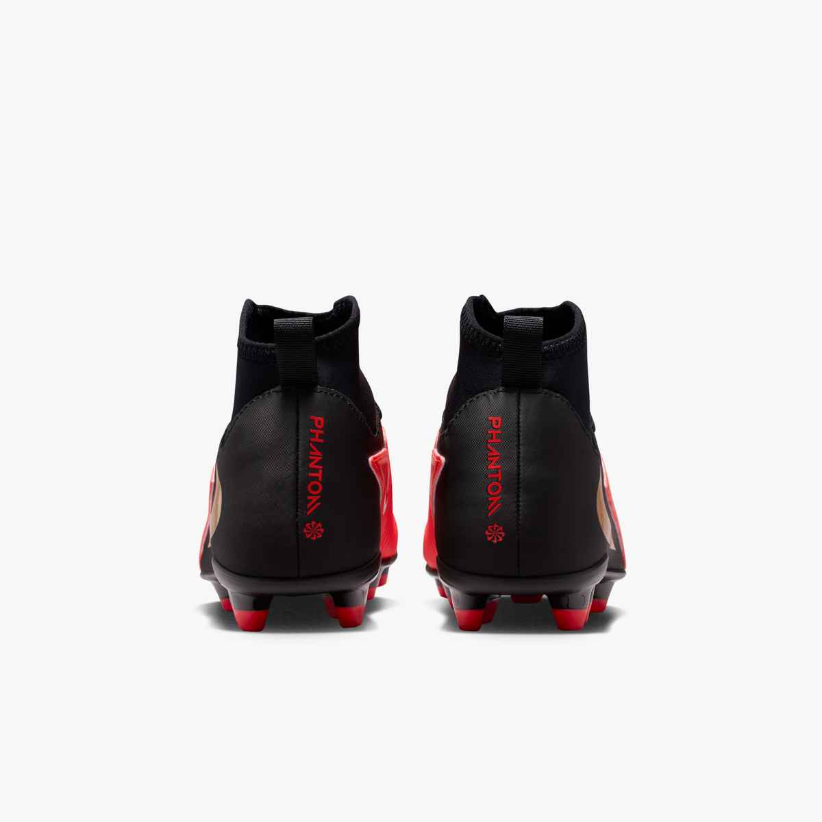 Nike Jr. Phantom 6 High Club Older Kids' Multi-Ground Soccer Cleats