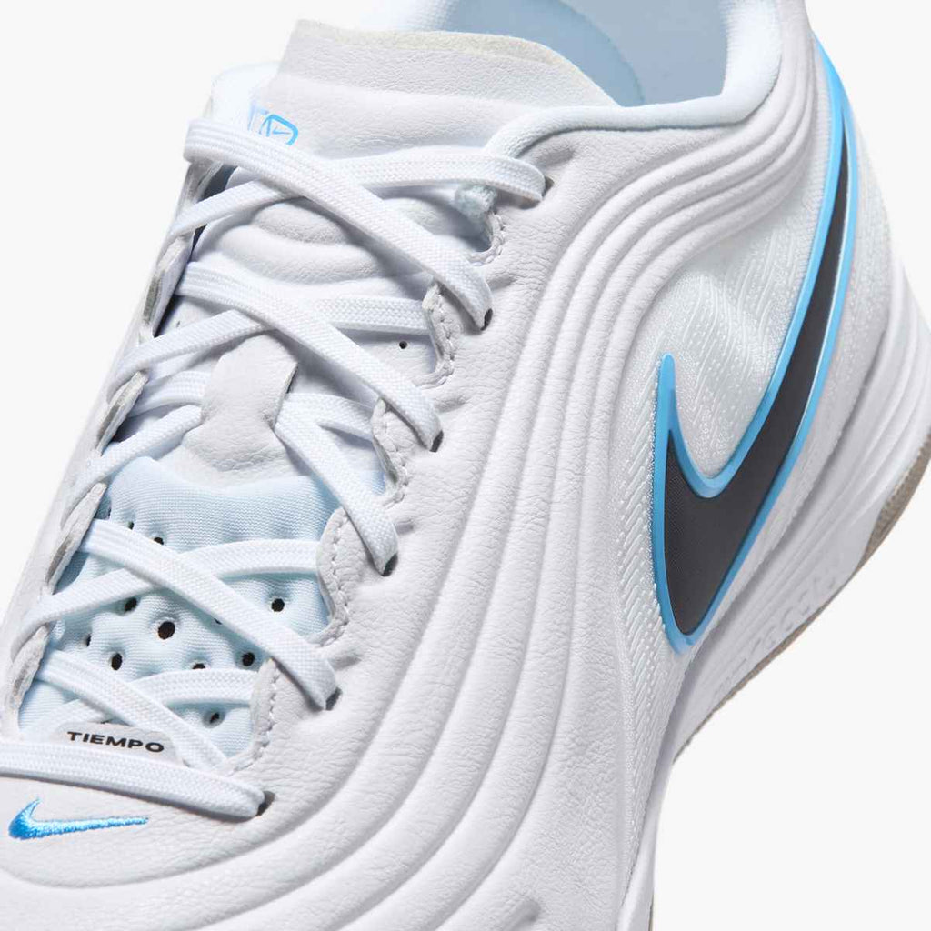 Nike Tiempo Reactgato Indoor/Court Low-Top Soccer Shoes