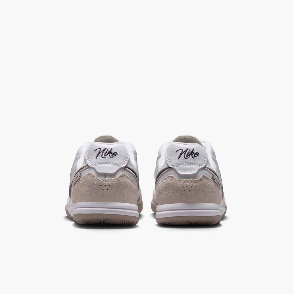 Nike Jr. Tiempo Streetgato Older Kids' Indoor Court Low-Top Soccer Shoes