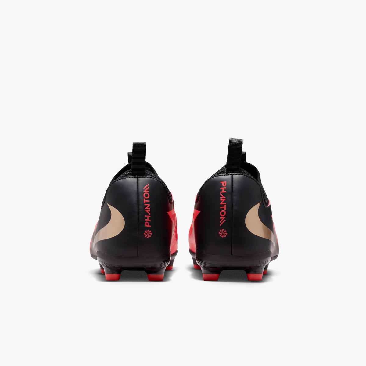 Nike Jr. Phantom 6 Low Academy Big Kids' Multi-Ground Soccer Cleats