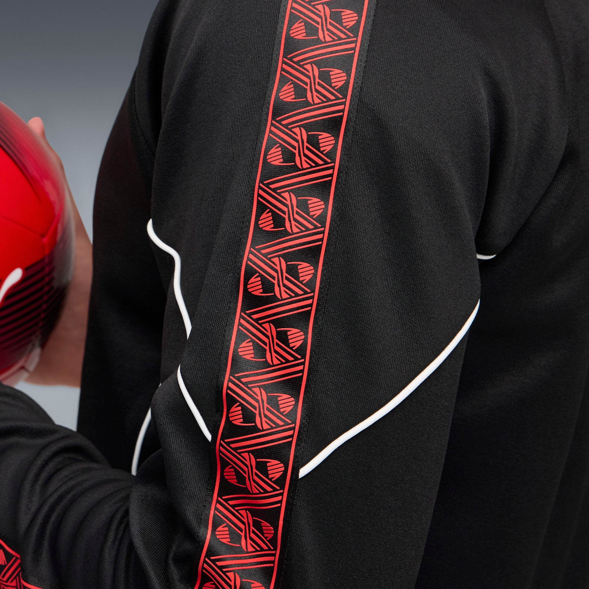 PUMA AC Milan KING Anthem Men's Soccer Jacket
