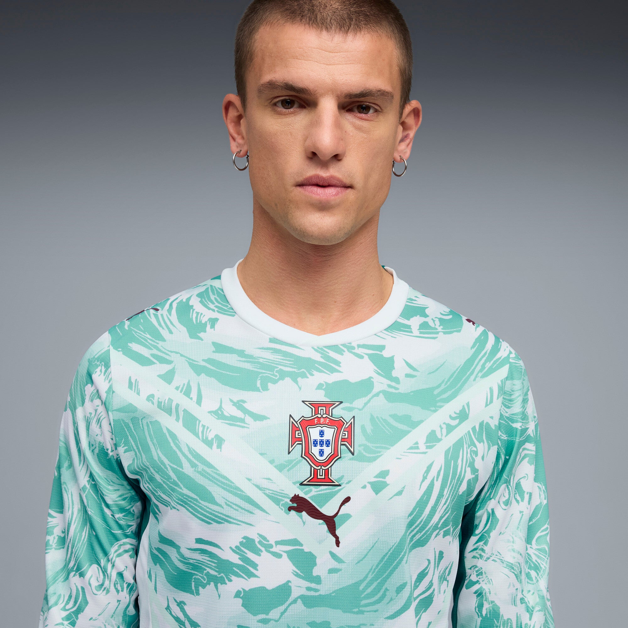 PUMA Portugal 2026 Away Men's Long Sleeve Soccer Jersey