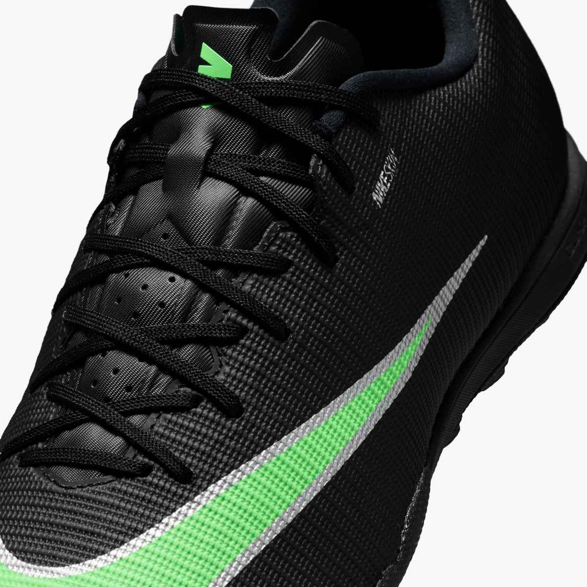Nike Mercurial Vapor 17 Academy Turf Low-Top Soccer Shoes
