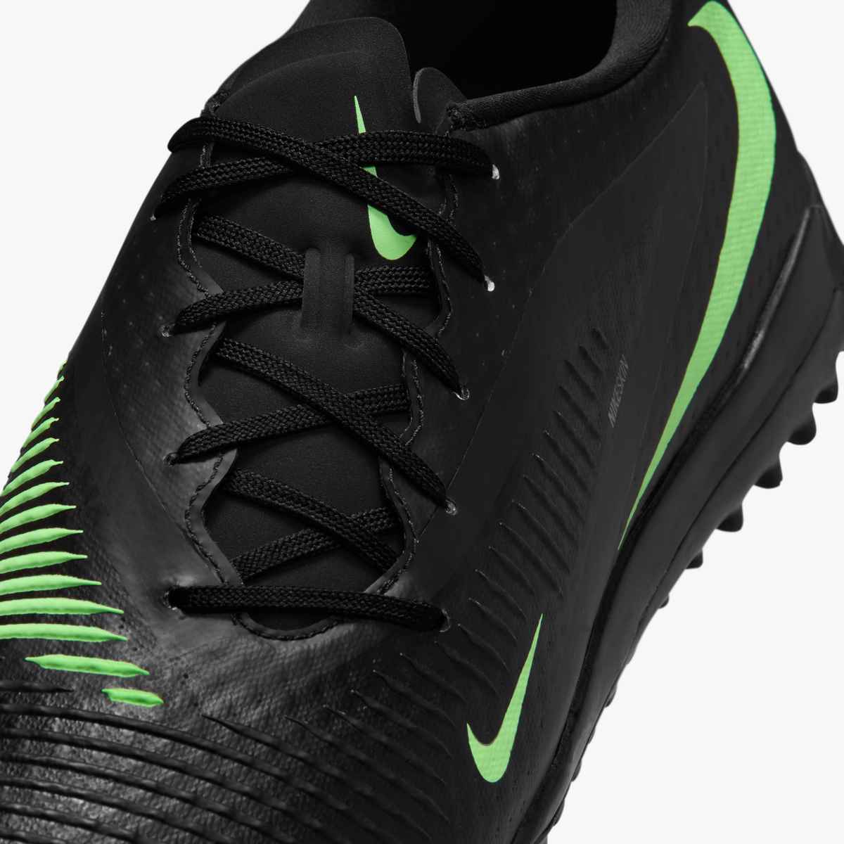 Nike Phantom 6 Low Academy Turf Soccer Shoes