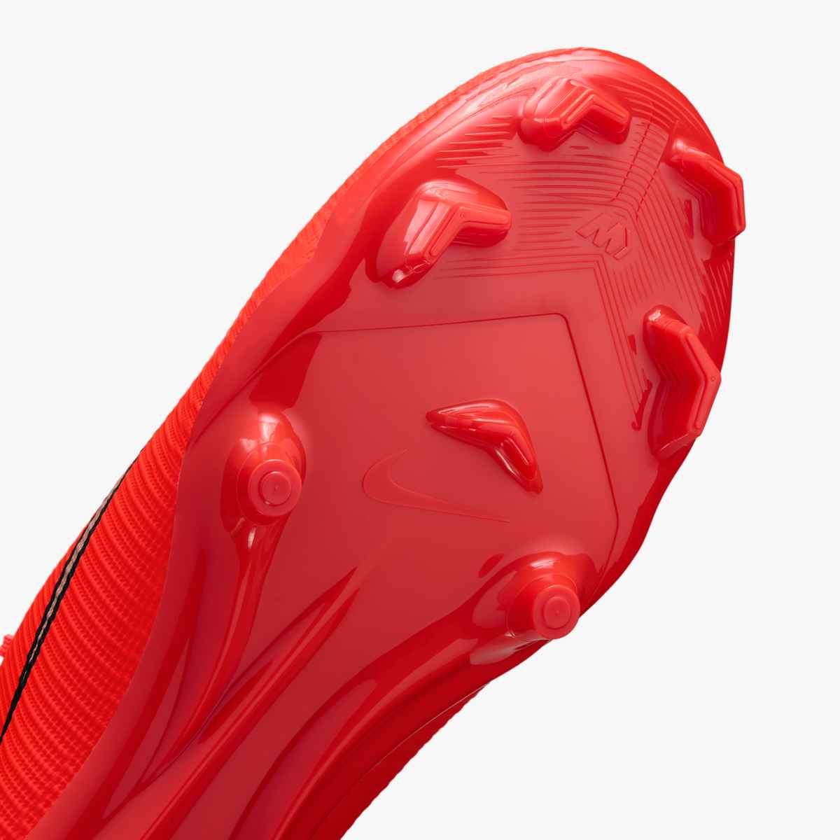 Nike Mercurial Vapor 17 Academy Multi-Ground Low-Top Soccer Cleats