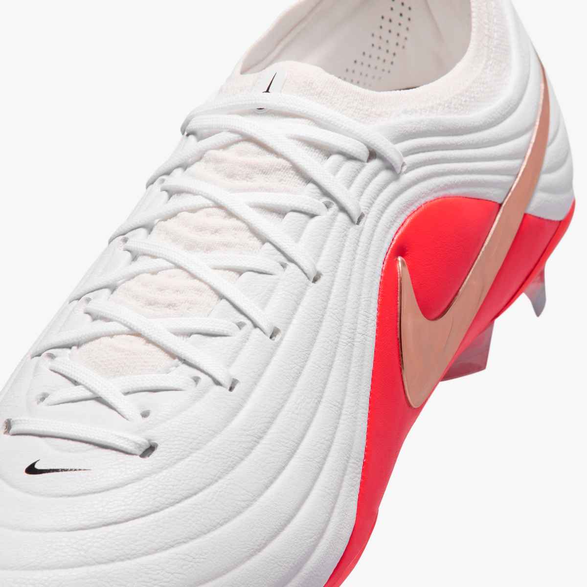 Nike Tiempo Maestro Elite Firm-Ground Low-Top Soccer Cleats