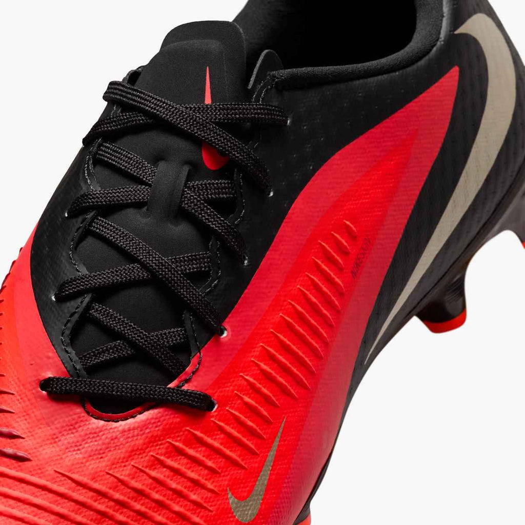 Nike Phantom 6 Low Academy Multi-Ground Soccer Cleats