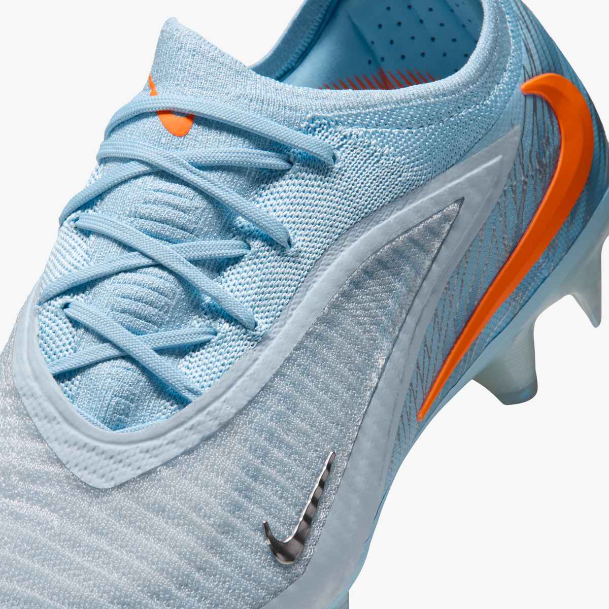 Nike United Phantom 6 Low Elite Firm-Ground Soccer Cleats