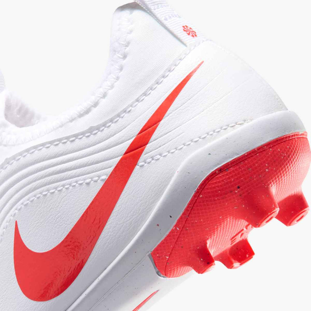 Nike Jr. Tiempo Maestro Club Flex Little Kids' Multi-Ground Low-Top Soccer Cleats