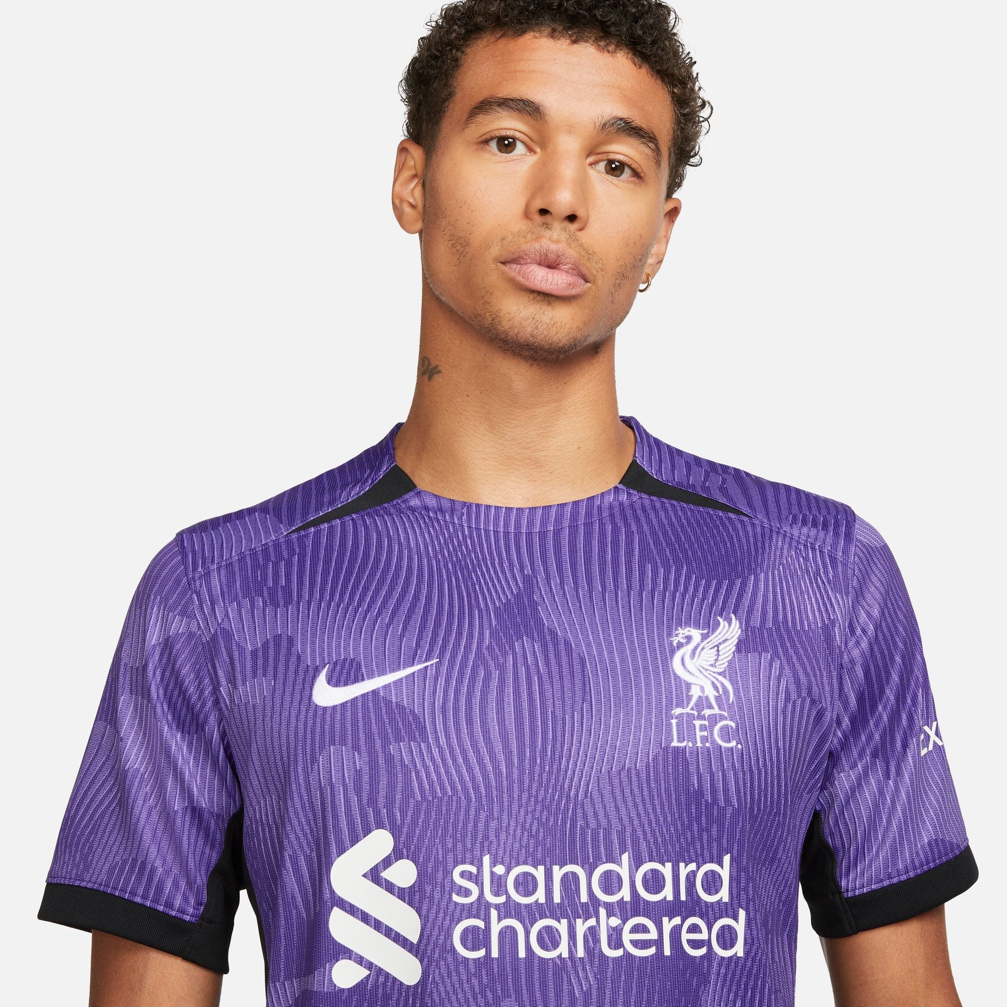 Liverpool FC 2023/4 Stadium Third Men’s Nike Soccer Replica Jersey