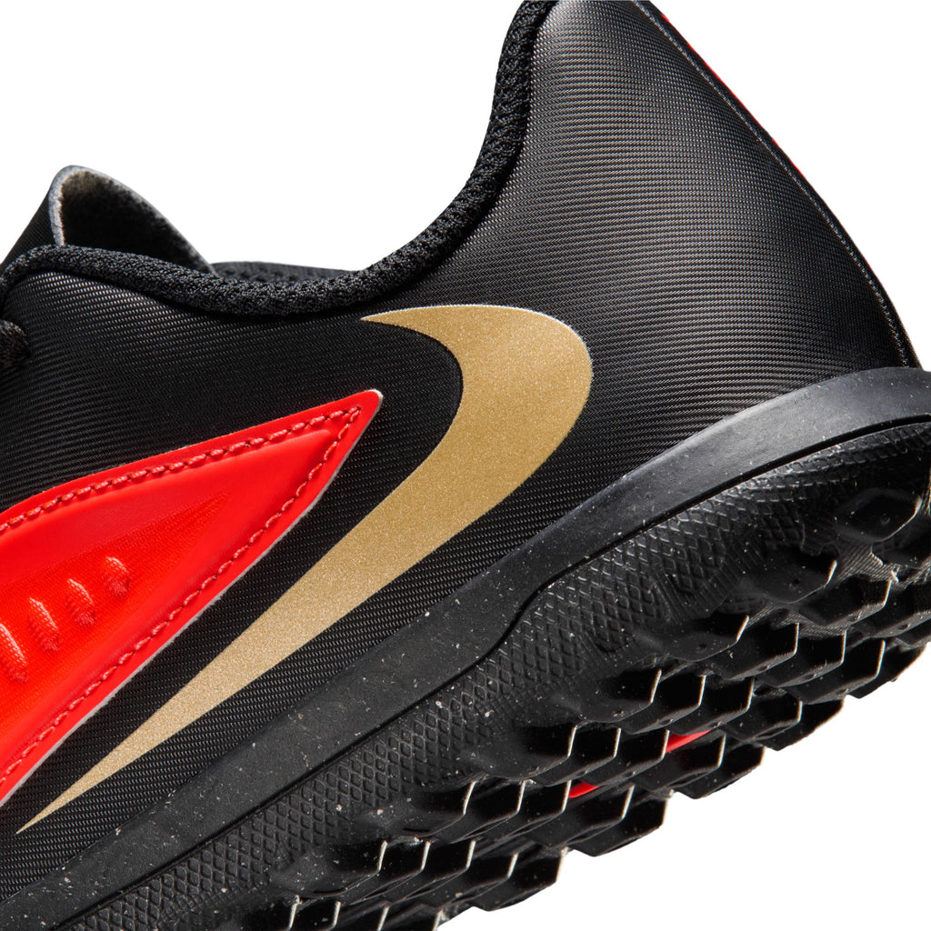Nike Jr. Phantom 6 Low Club Big Kids' Turf Soccer Shoes
