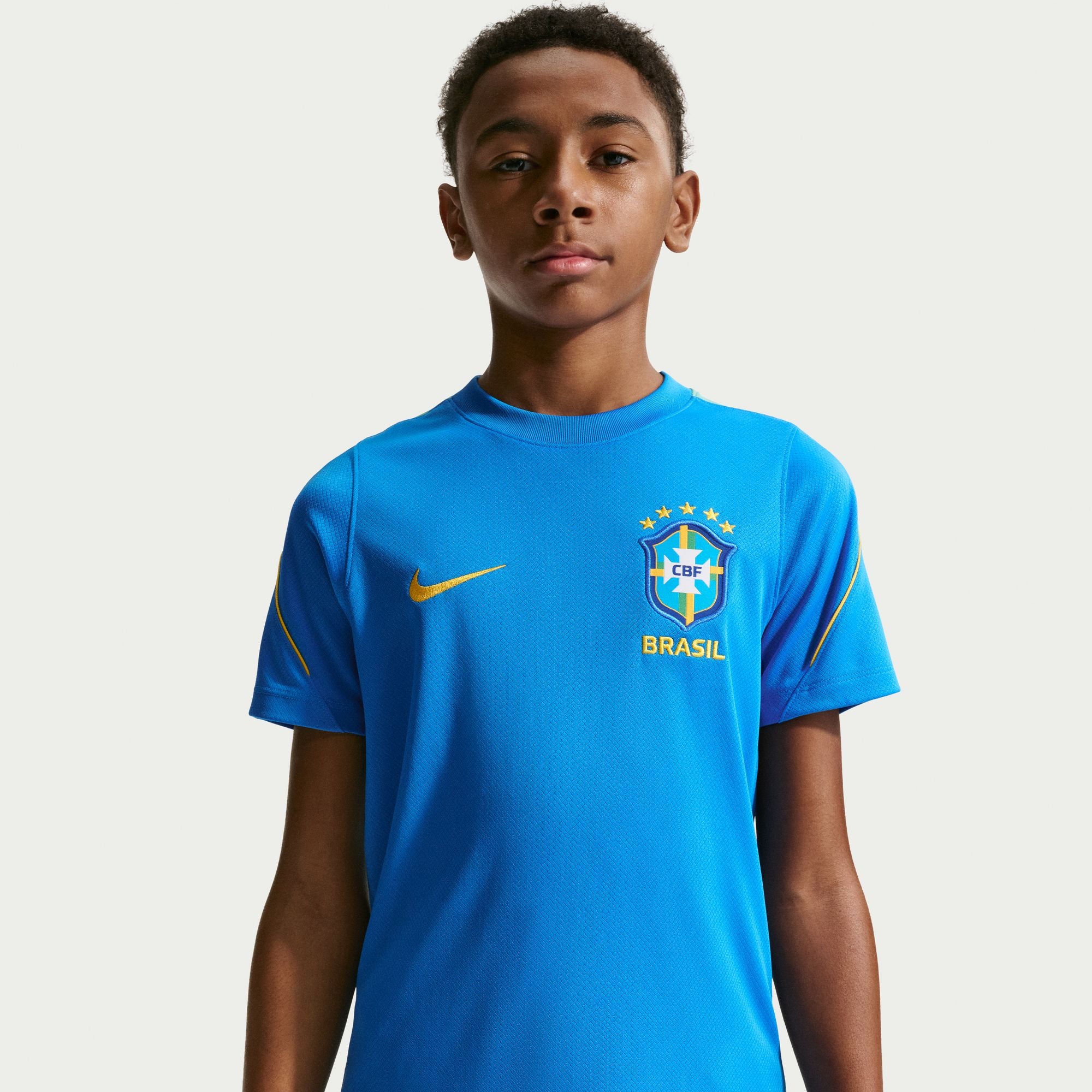 Brazil Strike Big Kids' Nike Soccer Dri-FIT Short-Sleeve Top