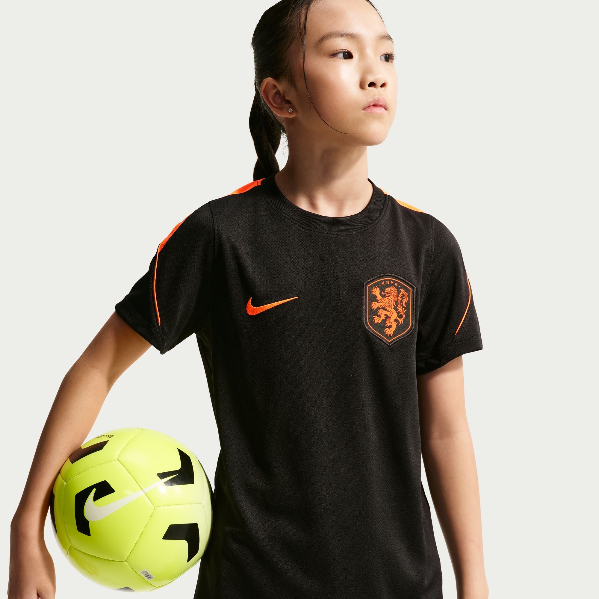 Netherlands Strike Big Kids' Nike Soccer Dri-FIT Short-Sleeve Top
