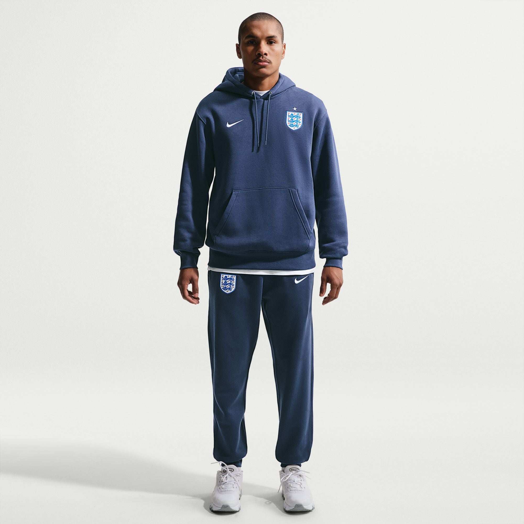 England Club Men's Nike Soccer Pullover Hoodie