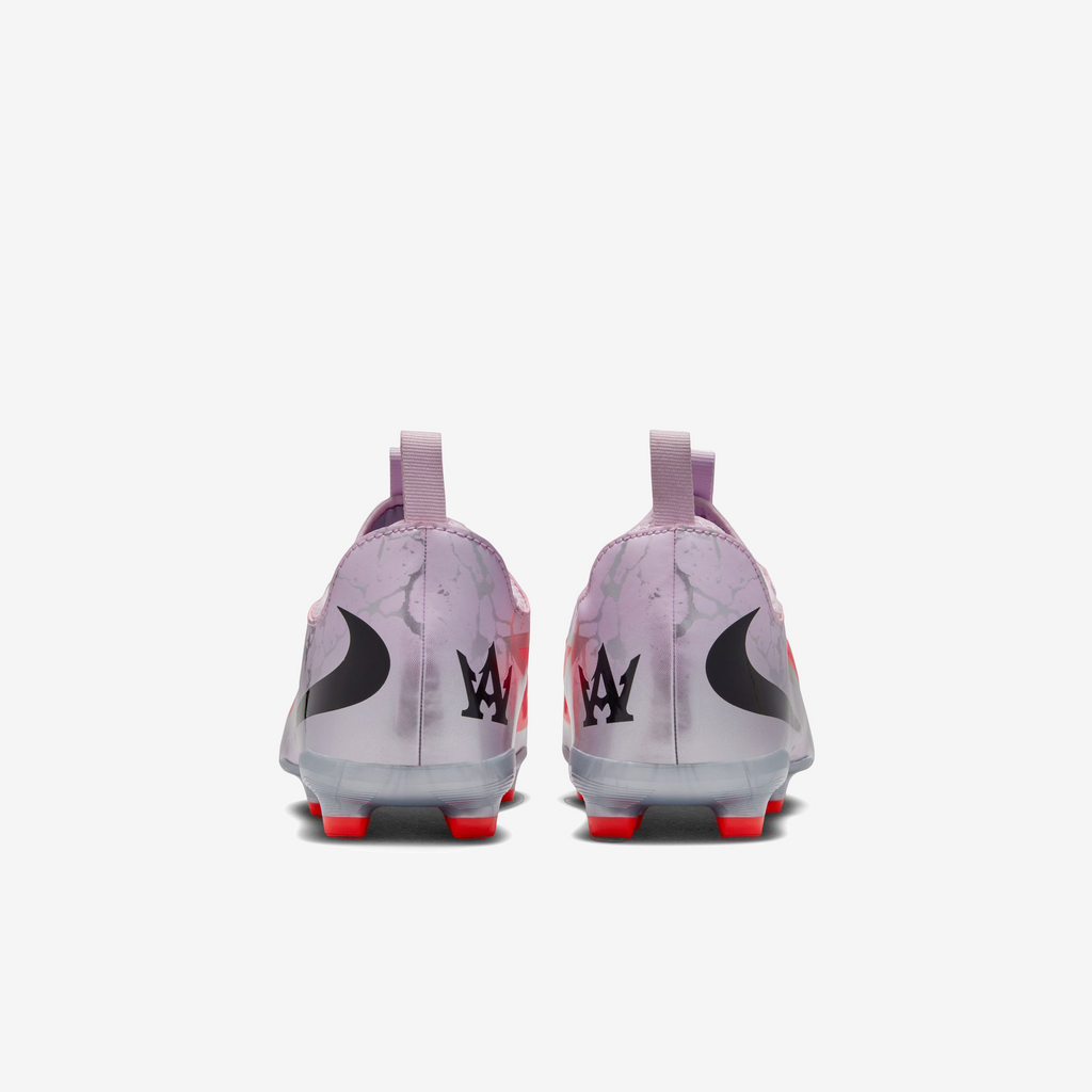 Alexia Putellas Nike Jr. Phantom 6 Low Academy Big Kids' Multi-Ground Soccer Cleats