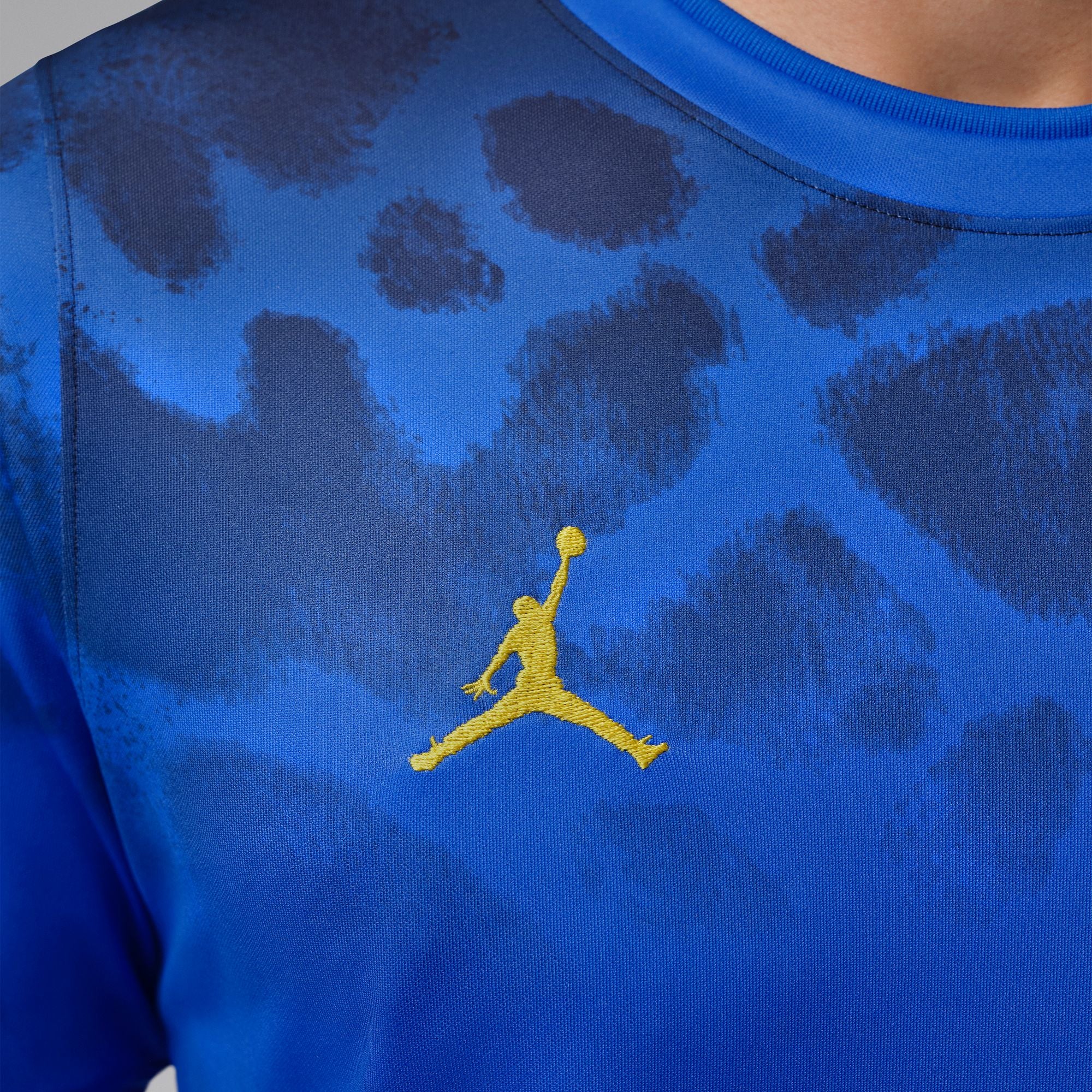 Brazil Academy Pro Men's Jordan Dri-FIT Football Short-Sleeve Pre-Match Top