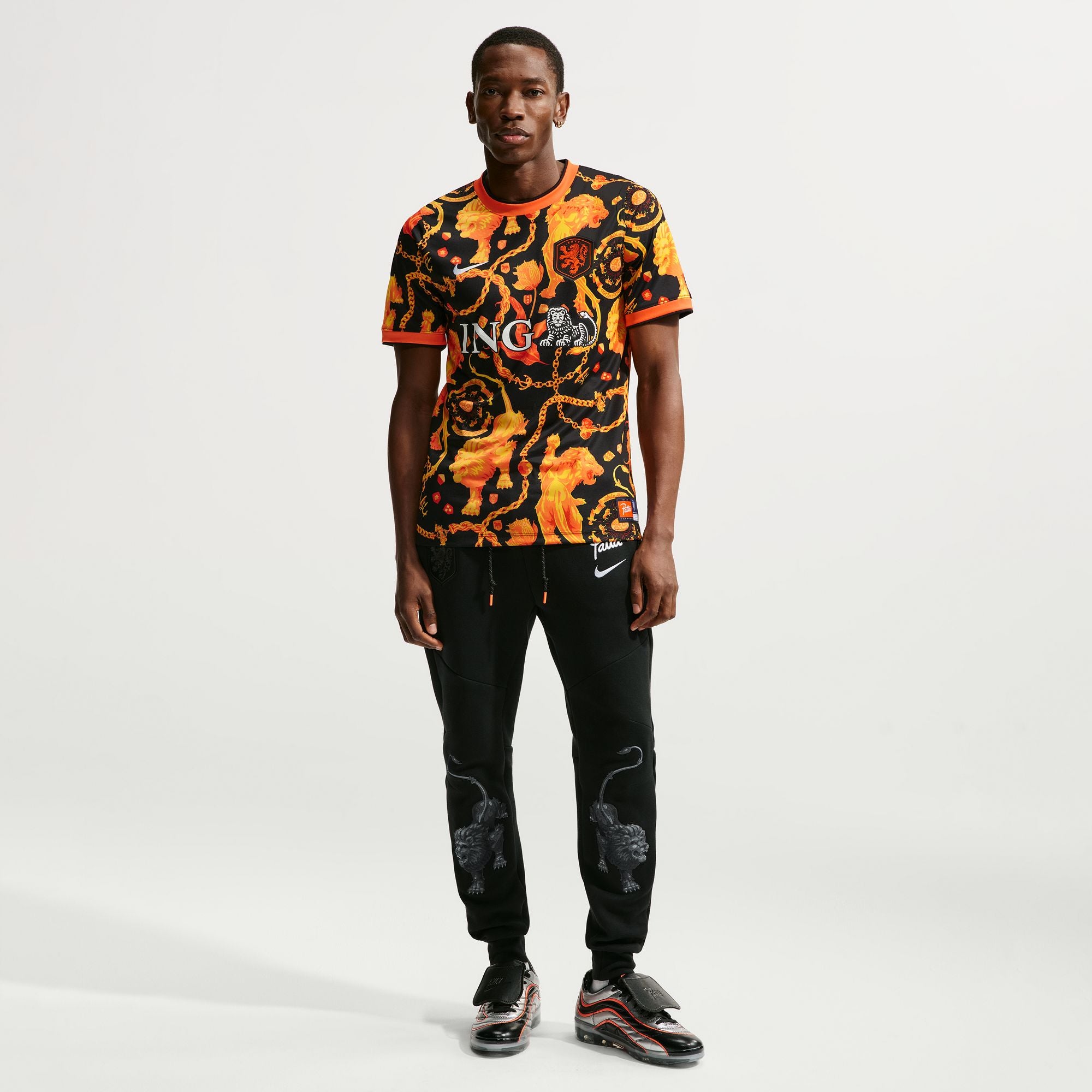 Netherlands x Patta Men's Academy Pro Short-Sleeve Soccer Top