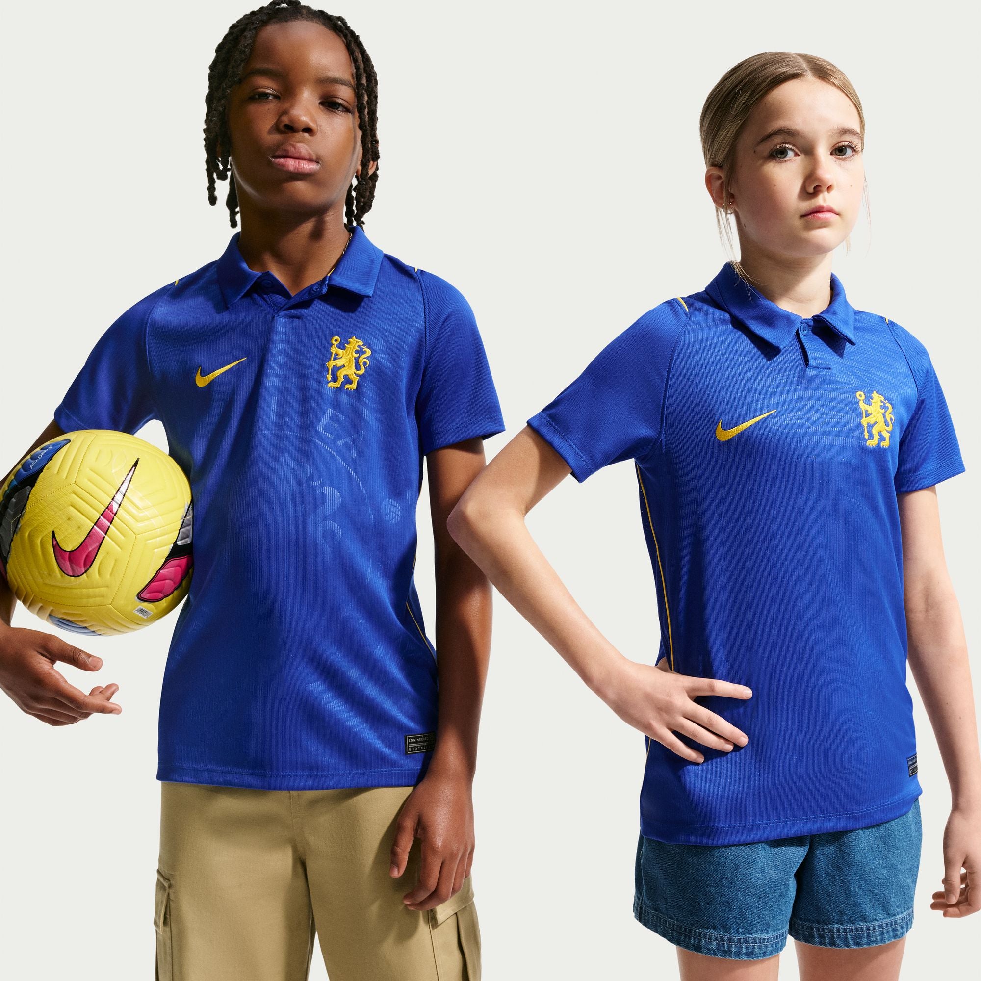 Chelsea FC 2026/27 Stadium Home Big Kids' Nike Dri-FIT Soccer Replica Jersey