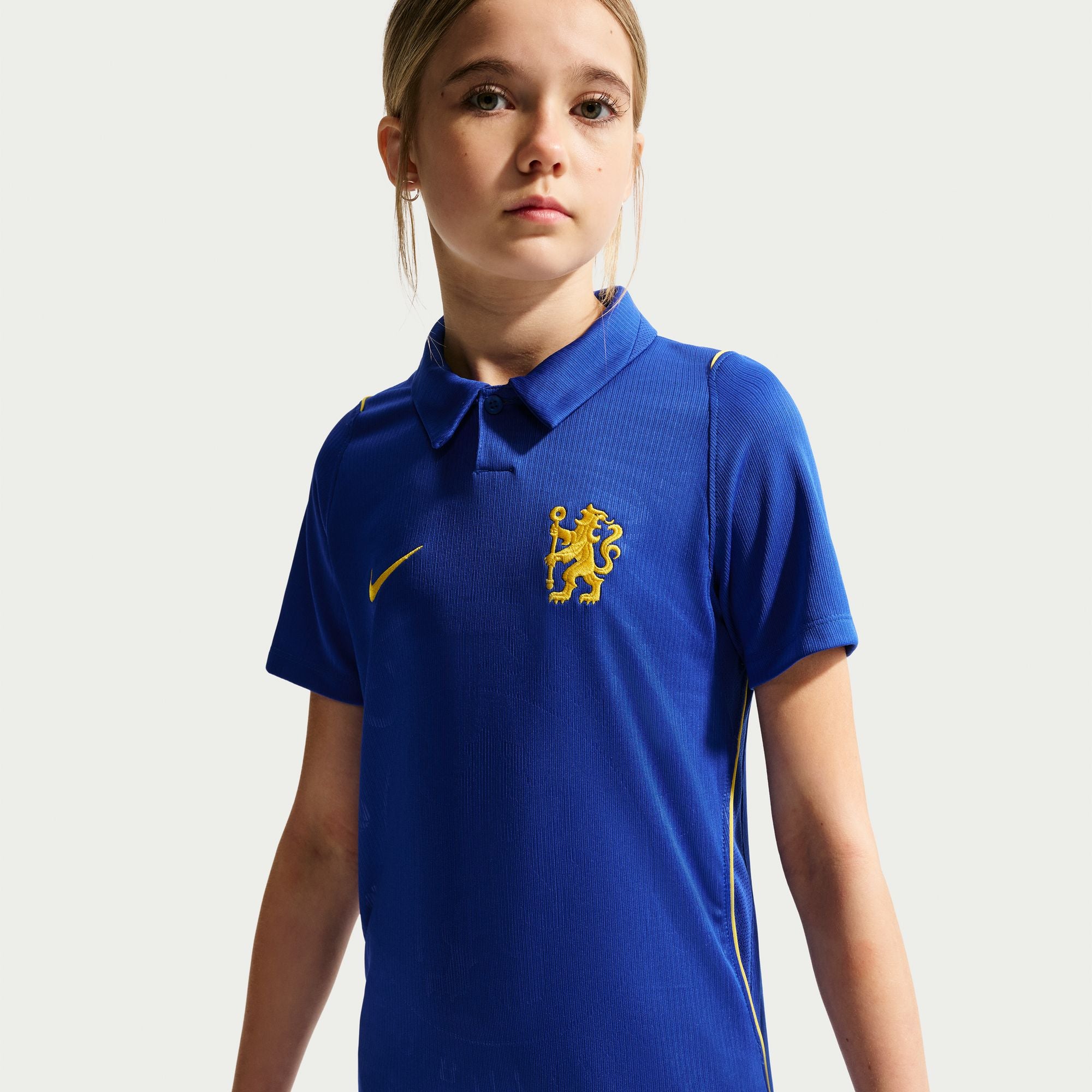 Chelsea FC 2026/27 Stadium Home Big Kids' Nike Dri-FIT Soccer Replica Jersey