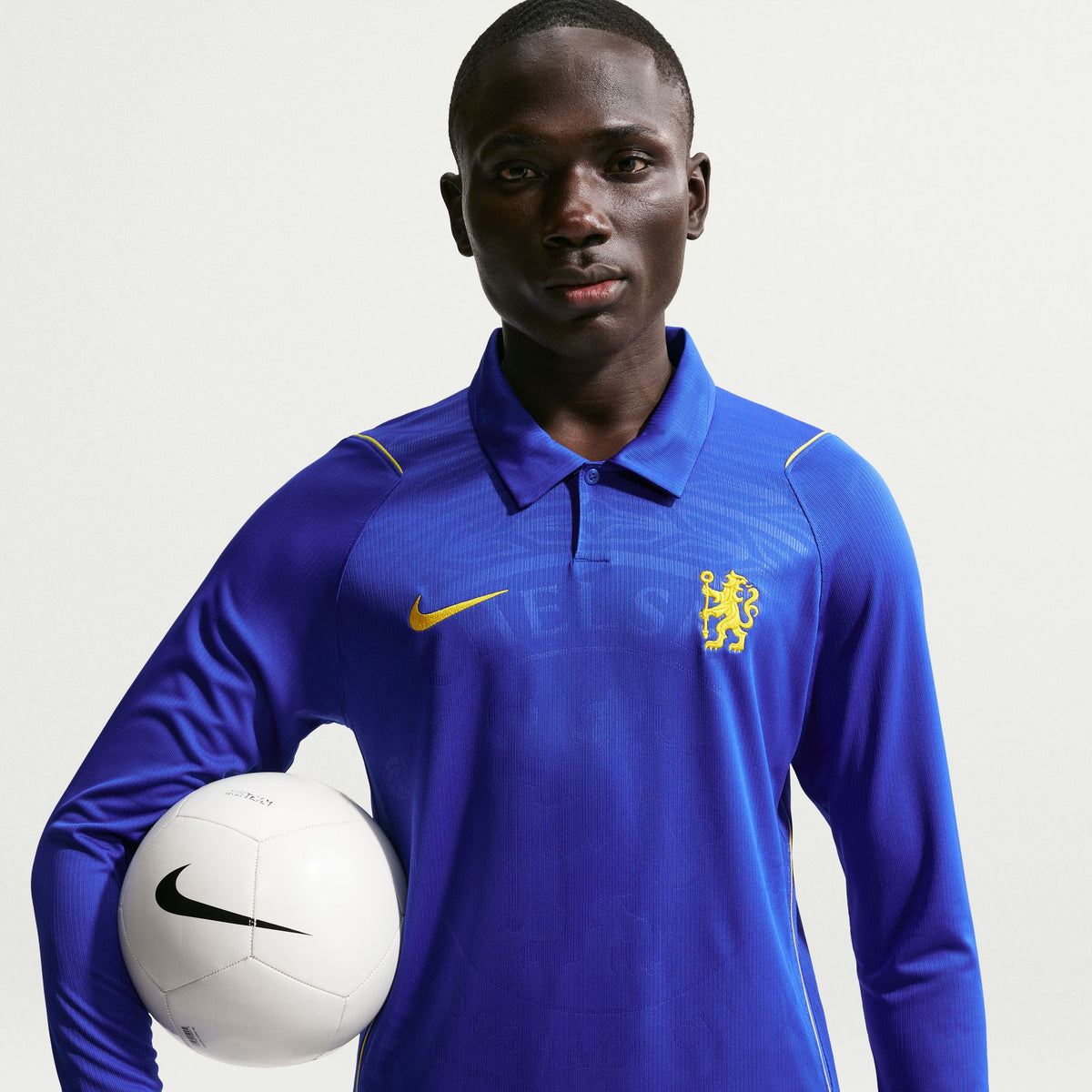 Chelsea FC 2026/27 Stadium Home Men's Long-Sleeve Nike Dri-FIT Soccer Replica Jersey