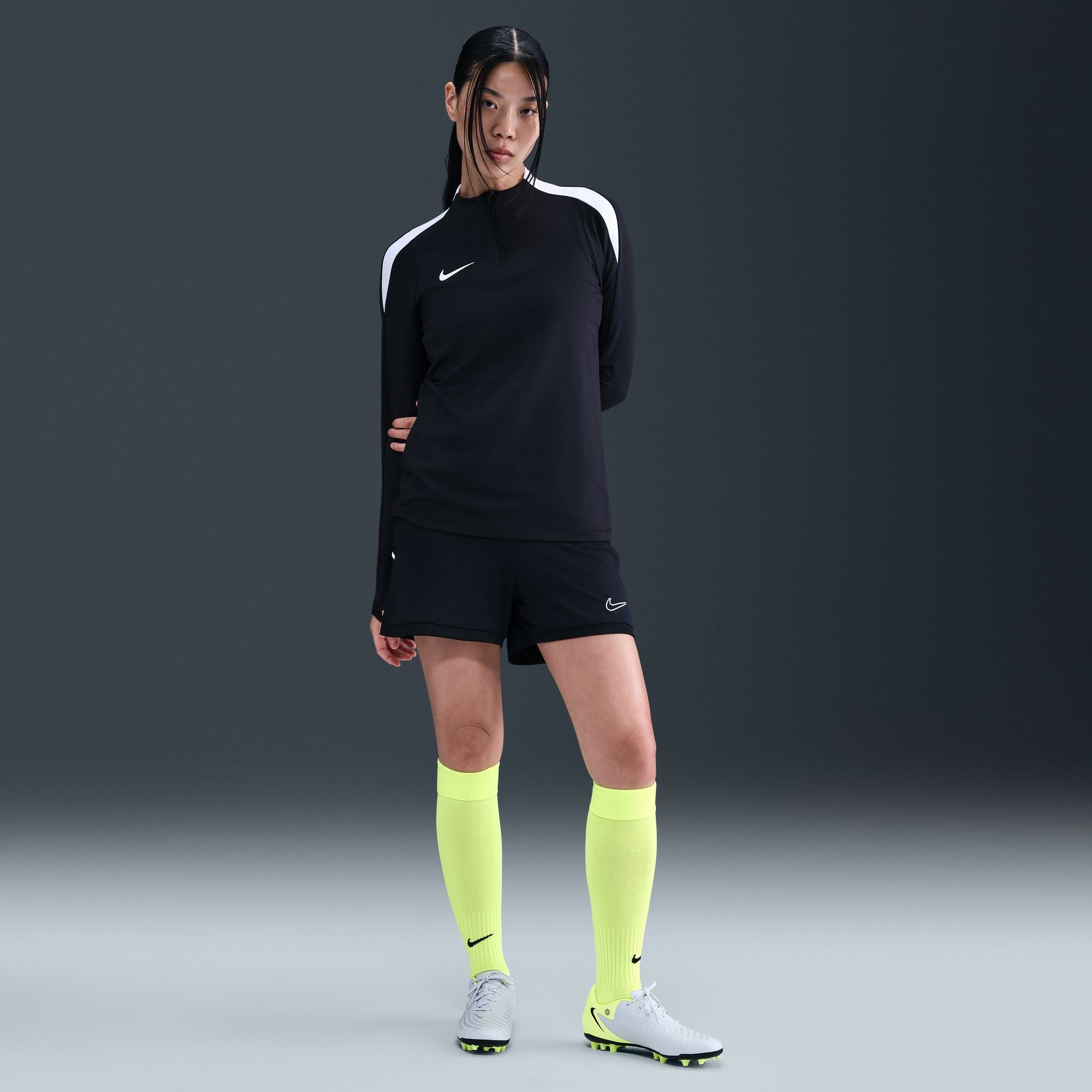 Nike Academy Women's Dri-FIT 4" Soccer Shorts